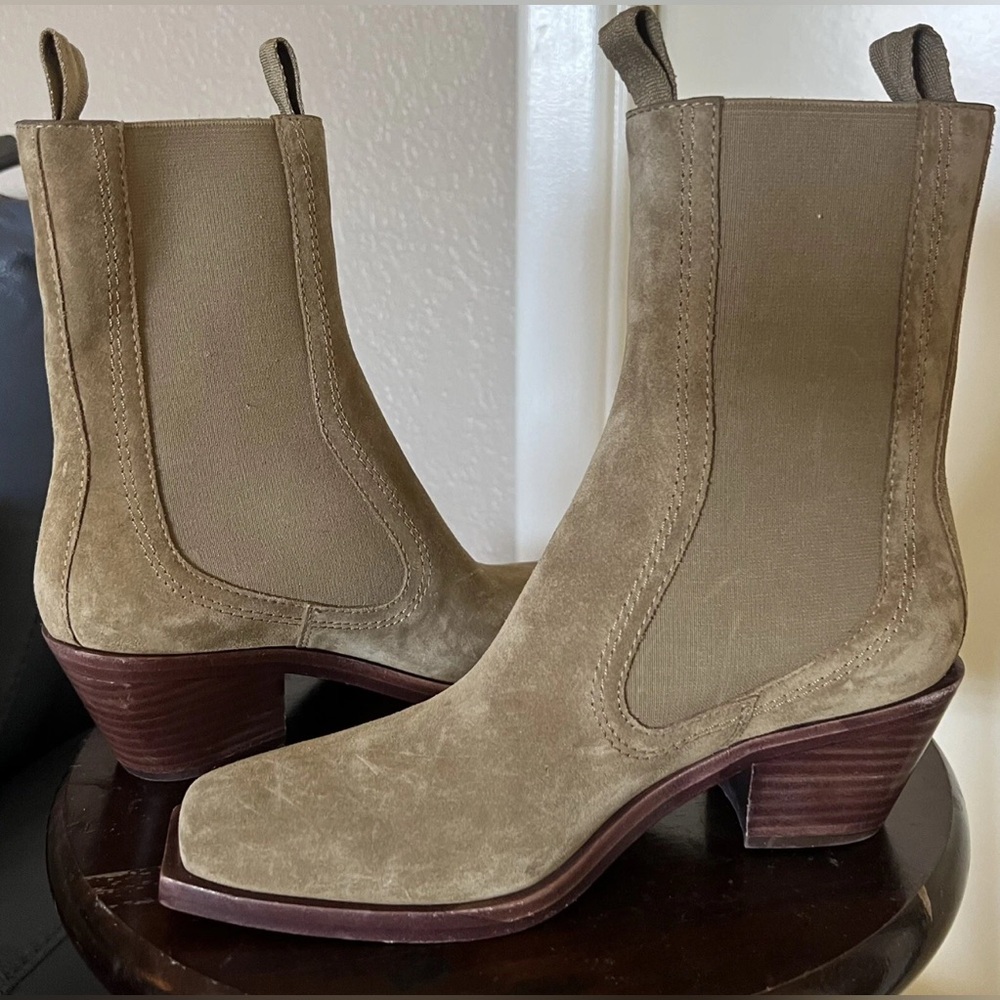 Loeffler Randall NAT Mid Western Ankle Chelsea SUEDE Boots US 6 - Picture 6 of 6